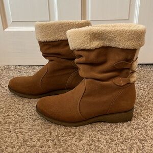 Lands' End Suede Sherpa Lined Slouchy Heeled Boots - Size 9.5